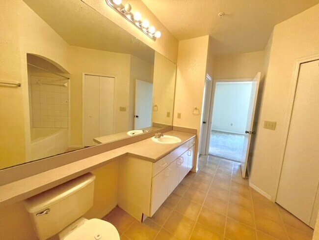 Building Photo - Lake Mary - 1 Bedroom - 1 Bathroom - $1,495.00