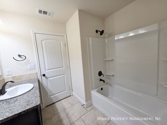 Building Photo - 9411 Sedona Ave