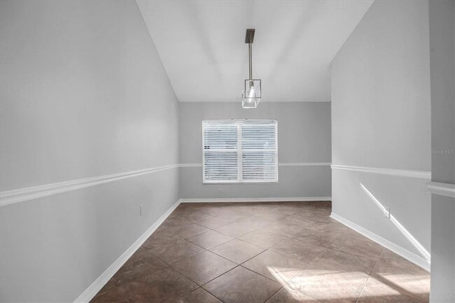 Building Photo - 11102 Lakeside Vista Dr