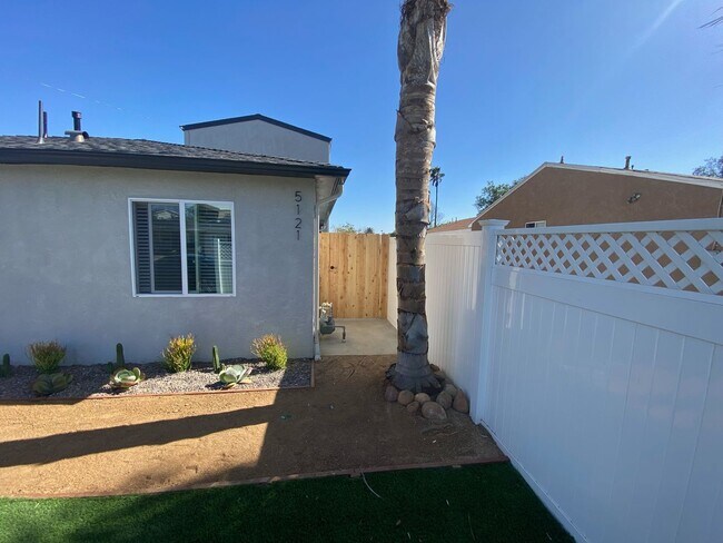 Building Photo - Newly Built (2022) 4BD/2BA