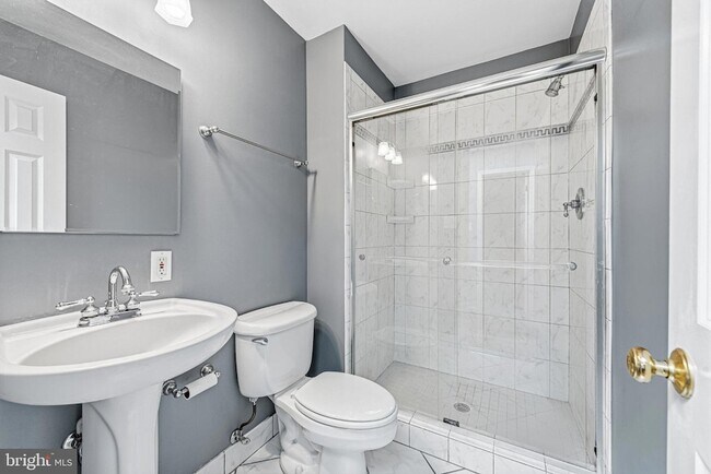 Building Photo - 1432 Filene Ct