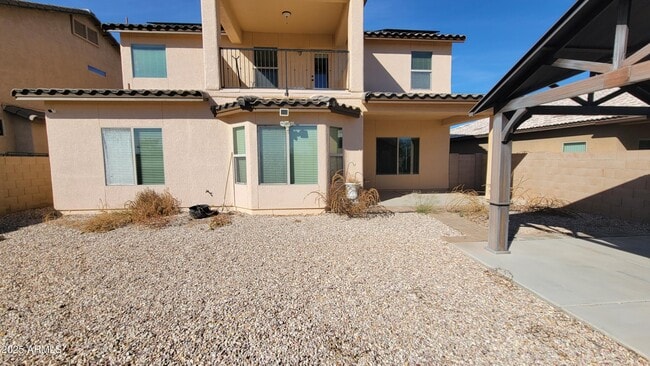 Building Photo - 1437 Paso Robles Ave