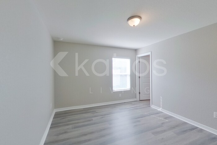 Building Photo - 1359 Heritage Ave