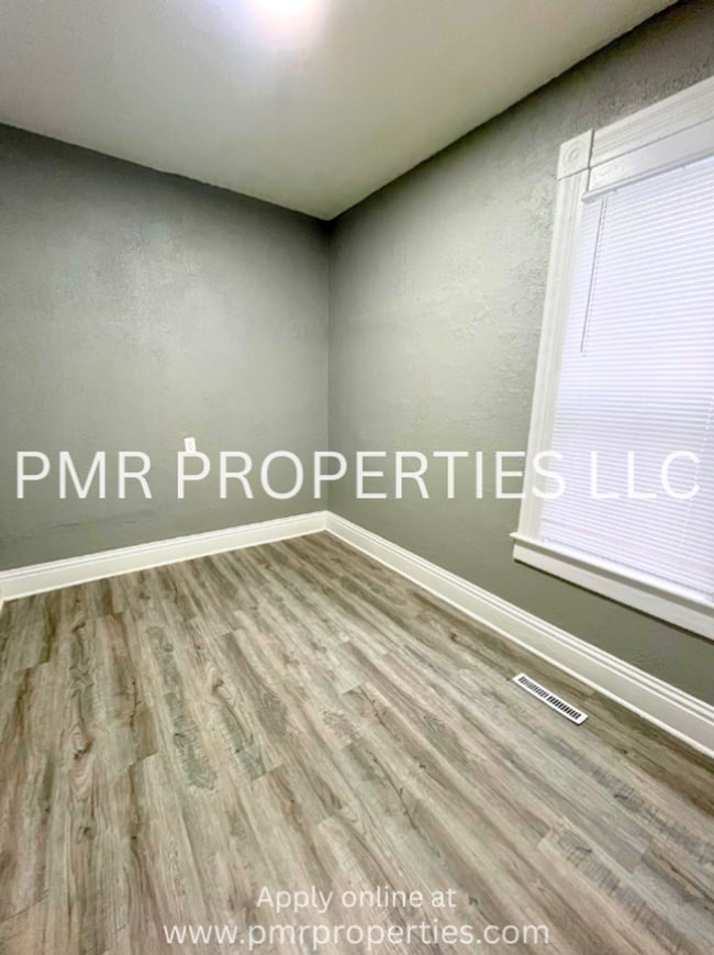 Building Photo - 1 Bed / 1 Bath House