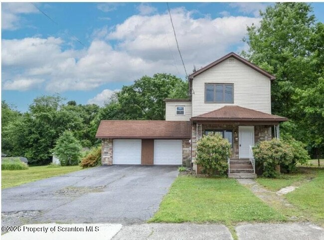 Building Photo - 962 Wood St