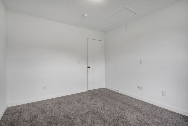 Building Photo - Timber Trail Drive Rental
