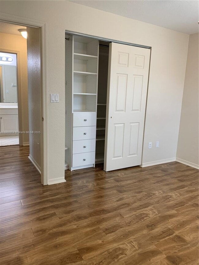 Building Photo - 4304 Diamond Row
