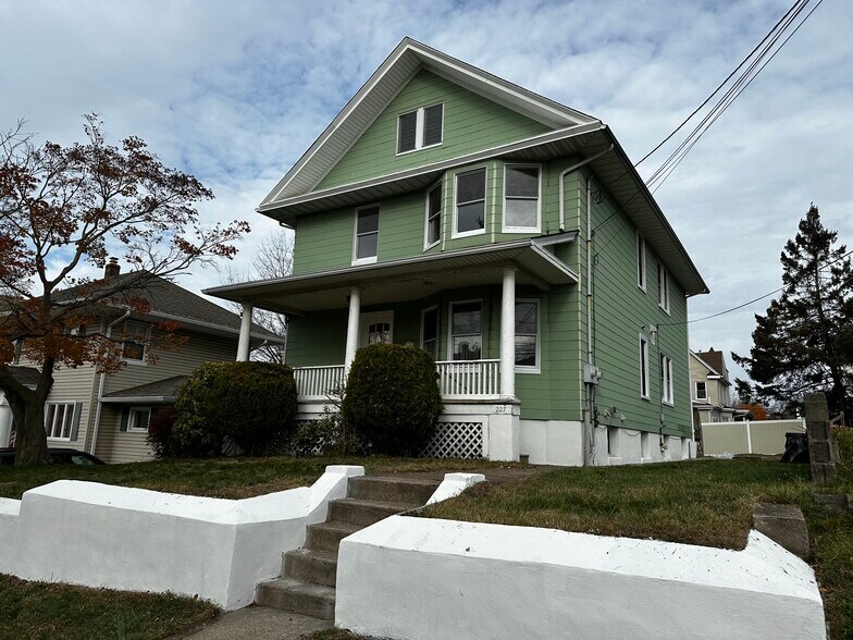 2 Family - 227 Hamilton Ave