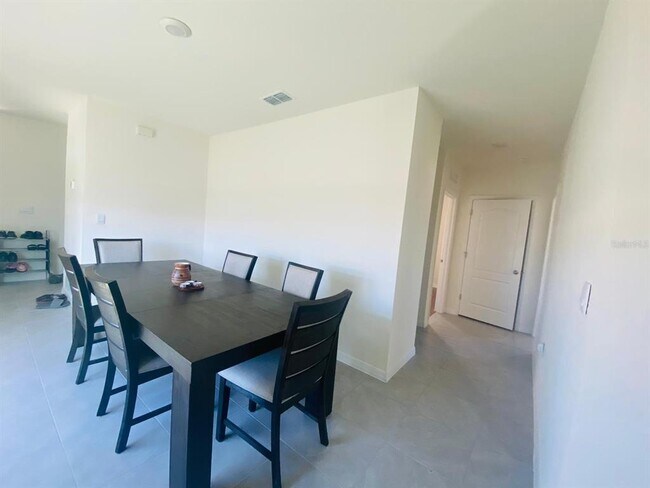 Building Photo - 2057 Twin Flower Ln