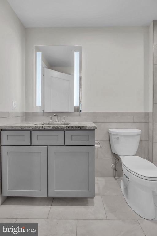 Building Photo - 1801 Market St