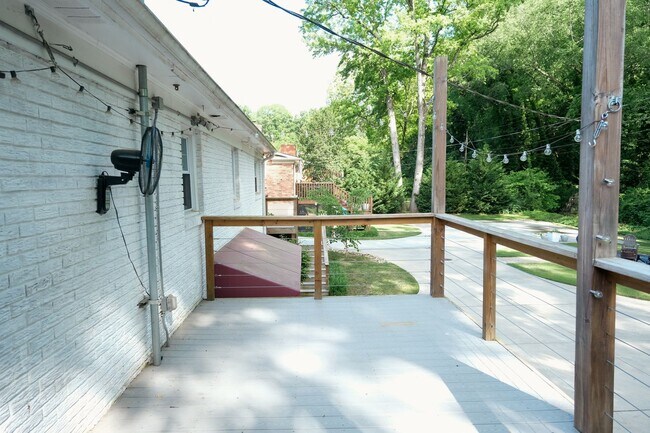 Building Photo - 31 Swanson Ct