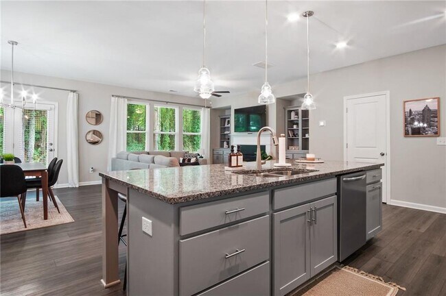 Building Photo - 3335 Park Pointe Cir