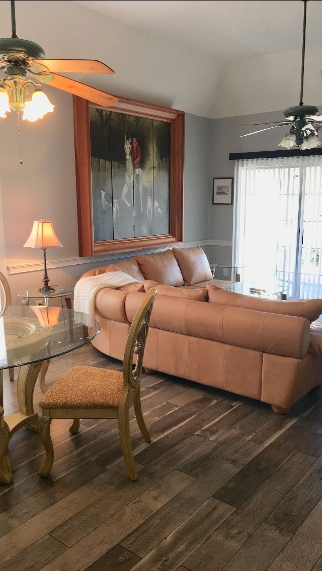 Building Photo - 4291 Hibiscus Dr