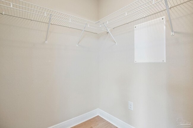 Building Photo - 970 John Deere Ln