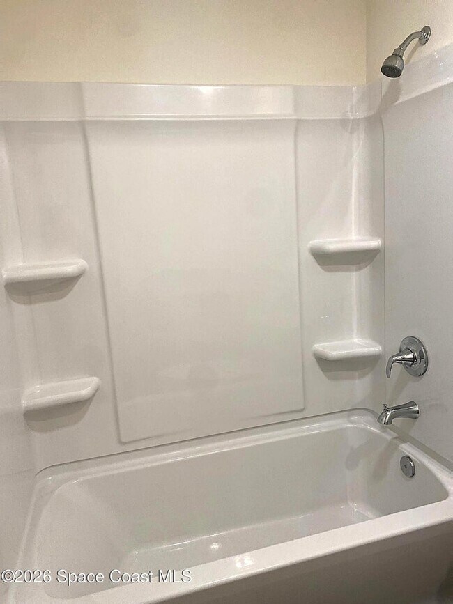 Building Photo - 812 Brookfield St SE