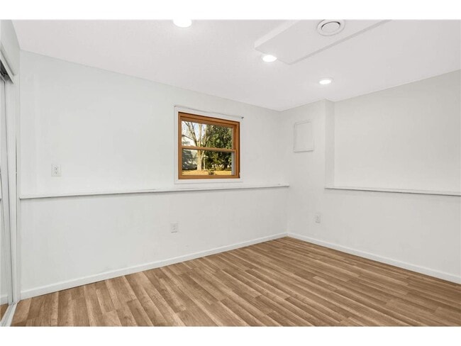 Building Photo - 15625 46th Ave N