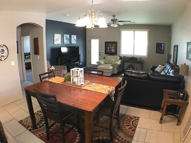 Building Photo - Sandstone Ranch Estates 4 Bed/2Bath with Refrig A/C