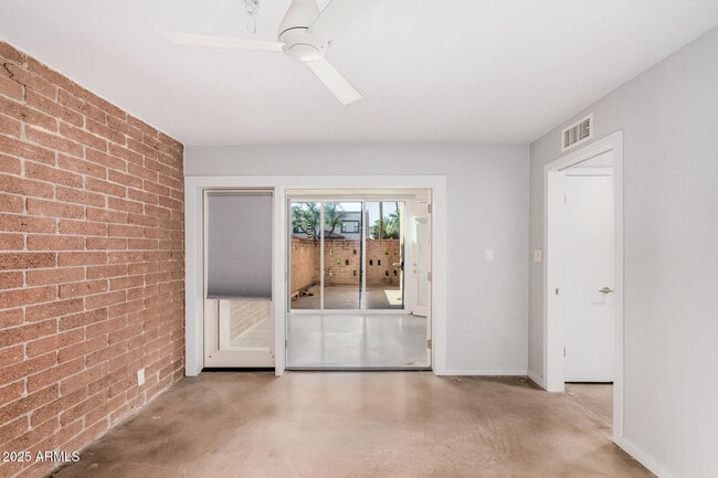 Building Photo - 7401 E Northland Dr