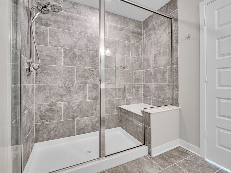 Building Photo - 8238 Bostic Dr