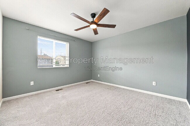 Building Photo - 5332 Blue Lunar Ln