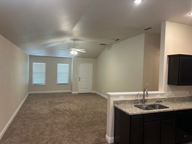 Building Photo - Milwaukee Ridge Gem with Open Living & Resort-Style Amenities
