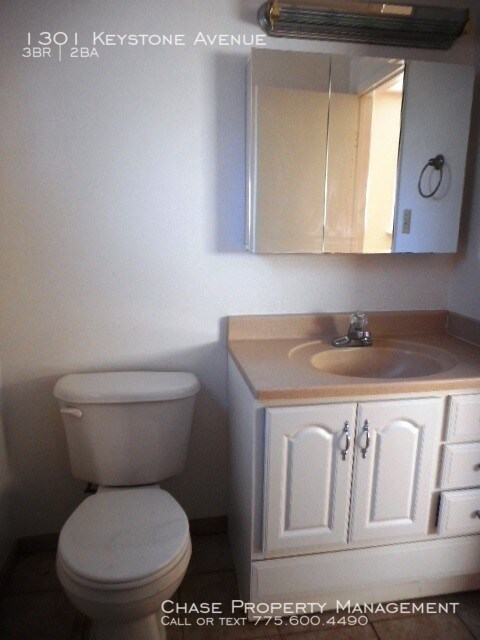 Building Photo - Single level home in Northwest Reno