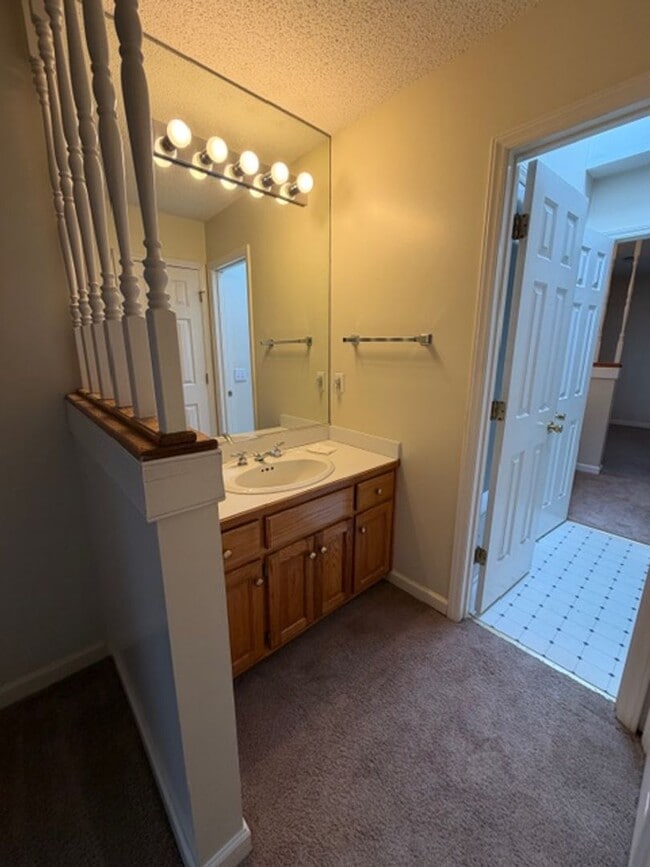 Building Photo - Elon