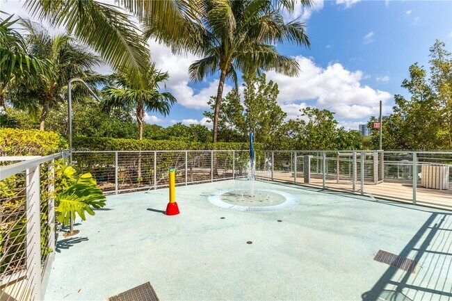 Building Photo - 16385 Biscayne Blvd