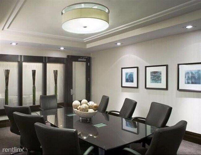 Building Photo - 45 Riverwalk Pl