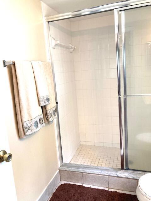 Building Photo - 1700 Crestwood Ct S
