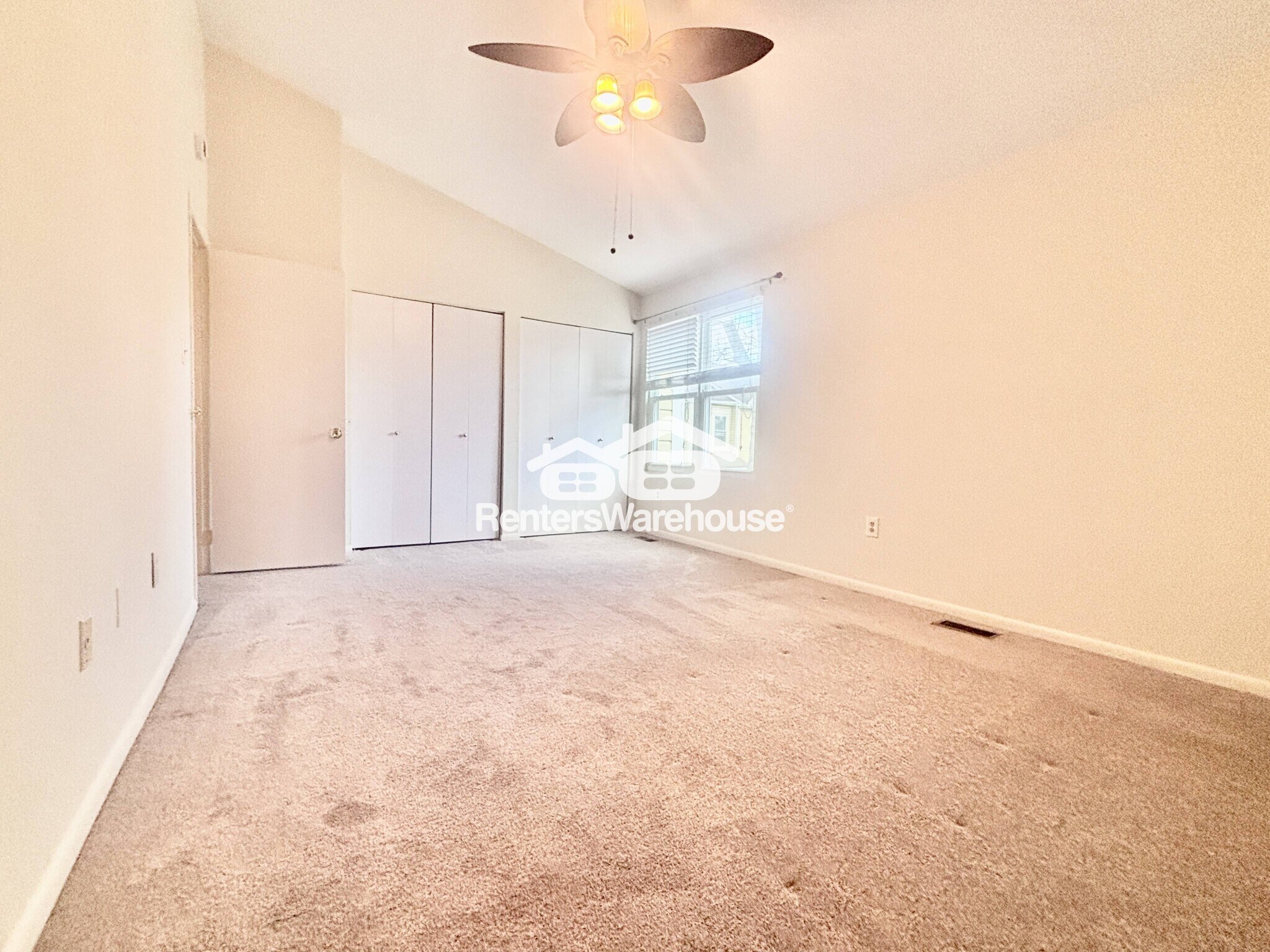 Building Photo - 2861 Schoolhouse Cir