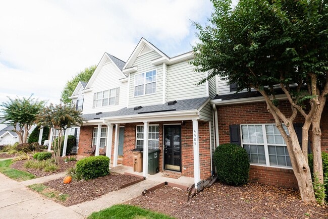 Primary Photo - Amazing 2 bedroom 2.5 bathroom townhouse in NW Greensboro Keswick Place. Lawn care included.