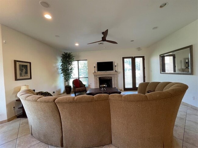 Building Photo - 15214 Lariat Trail