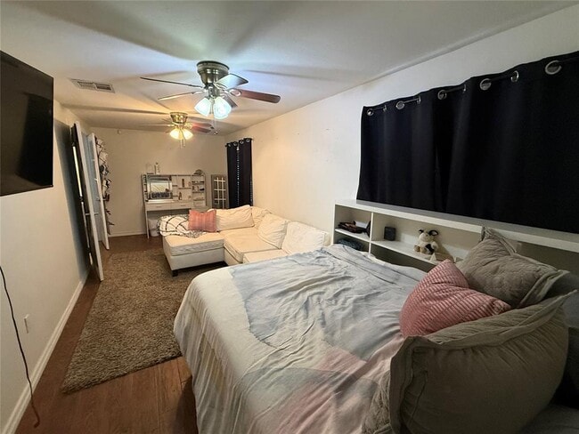 Building Photo - 4900 N College Ave