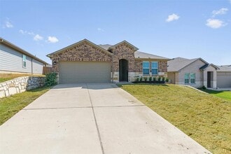 Building Photo - 6021 Roderick Dr