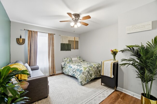 Building Photo - 1097 Honeycutt Way