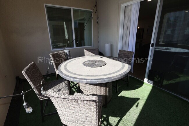 Building Photo - 2850 Wagon Wheel Rd