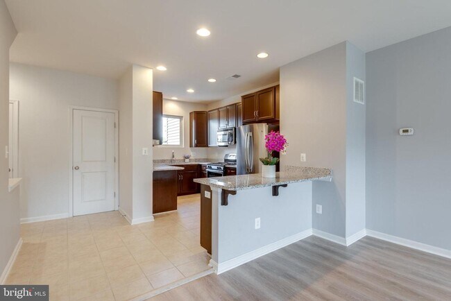 Building Photo - 42270 Yancey Terrace