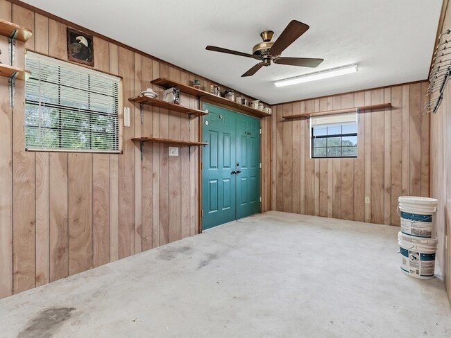 Building Photo - 6970 Ellen Ln