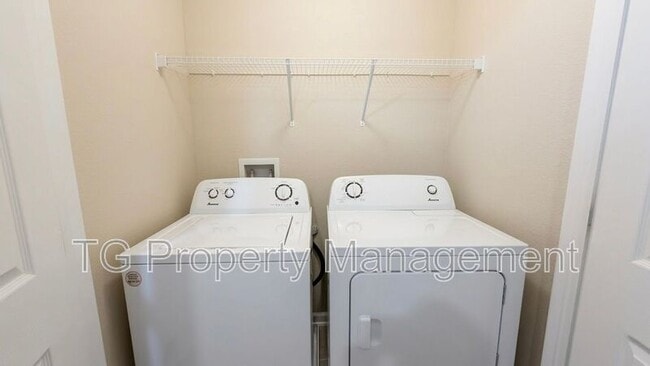 Building Photo - 11794 Beardgrass Wy