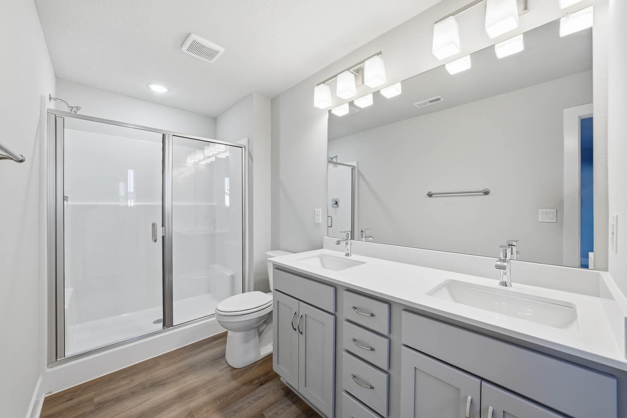 Master Bath - 526 43rd St SW