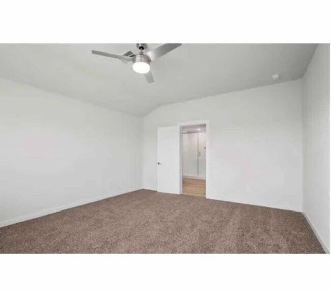 Building Photo - 1218 Amistad Lp