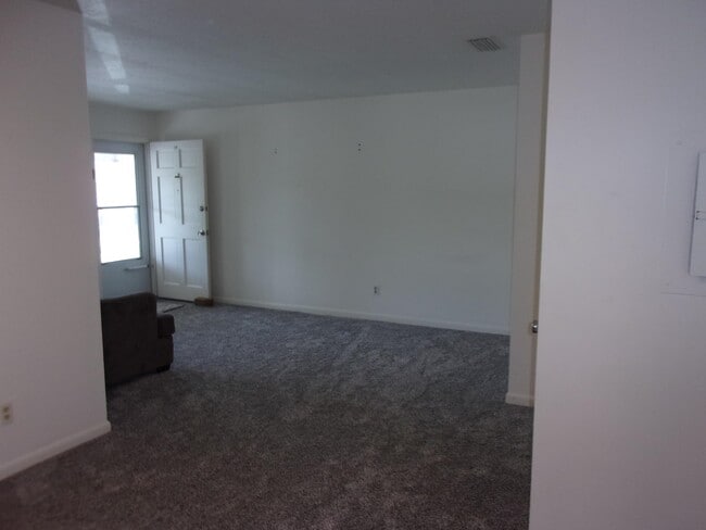 Building Photo - 405 Flagler Blvd