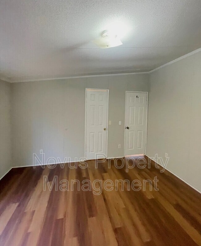 Building Photo - 249 Oakleigh Dr