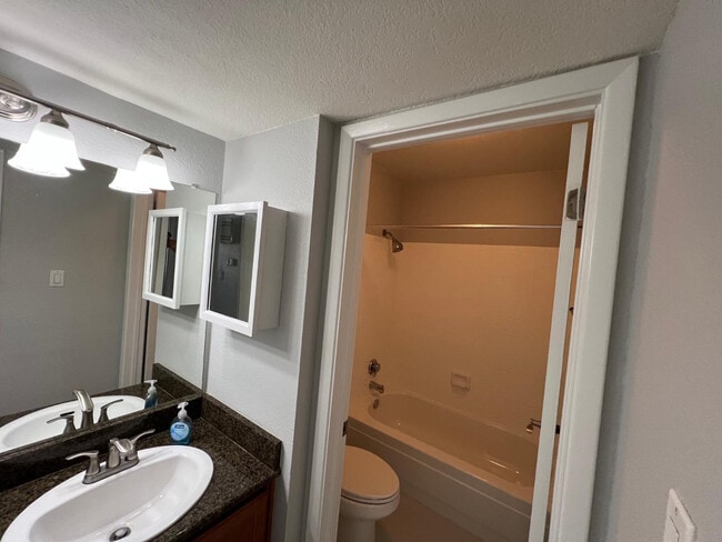 Building Photo - 5995 N 78th St