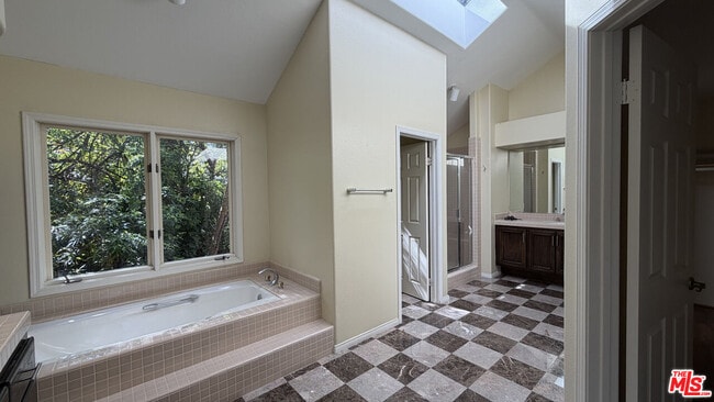 Building Photo - 4312 Park Verdi