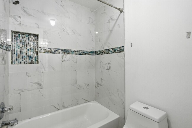 Building Photo - 10926 Wynfield Springs Dr
