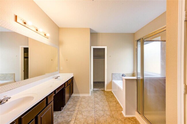 Building Photo - 20710 Falcon Hill St