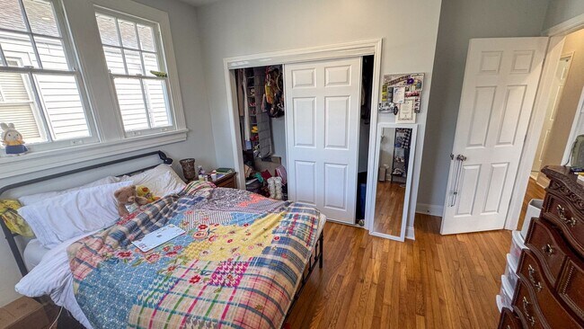 Building Photo - New Construction - 7BR for 2026 School Year!