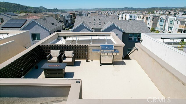 Building Photo - 15 Gander Ct